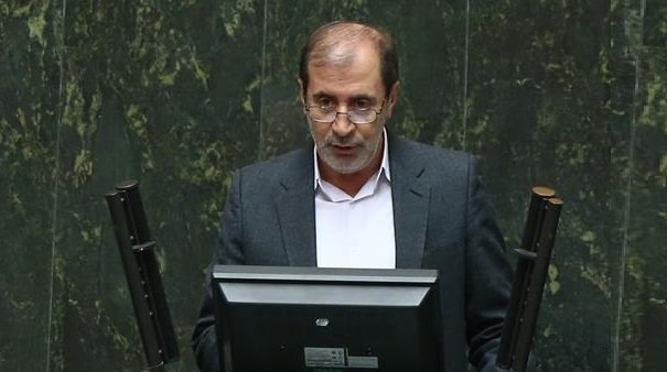 شریف‌پور: ۳ درصد مبادلات مرزی به پیله‌وران تخصیص یابد