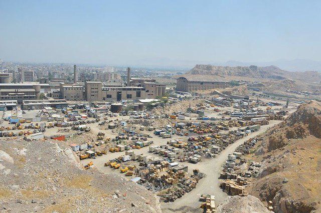مشکلات محیط زیستی ری قابل برابری با یک استان کشور است