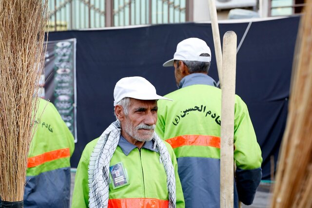 دلخوشی‌های پیرترین پاکبانِ کربلا – صلح خبر