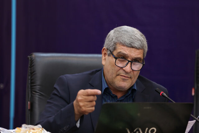 ادامه برنامه‌های غربالگری سلامت در مدارس/ آهن‌یاری برای دختران، یک مرتبه در هر سال