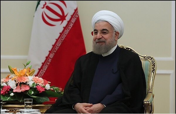 پیام تبریک روحانی به‌مناسبت فرا رسیدن روز ملی سلطنت عمان