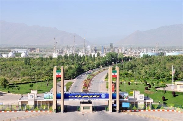 بارگیری روزانه هزار تن فرآورده‌ مایع در پتروشیمی شازند
