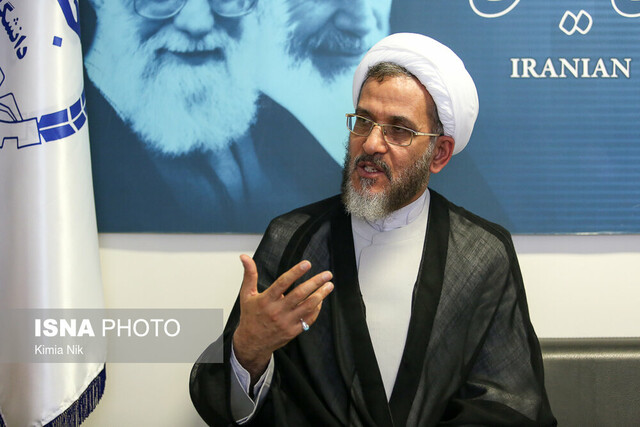 مازنی: دولت باید بر سوءاستفاده‌های احتمالی دریافت وام ازدواج نظارت کند