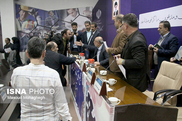 جنجال در مجمع فوق‌العاده و رای به یک ابقا پرحاشیه در فوتبال استان سمنان