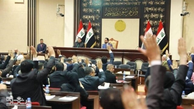 پارلمان عراق دولت را به پایان حضور نیروهای آمریکایی ملزم کرد