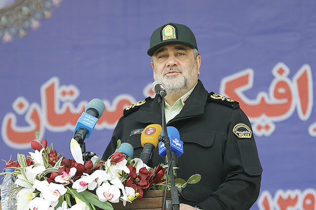شهید سلیمانی انقلاب را بیمه کرد/ راهپیمایی ۲۲ بهمن فقط یک موضوع ملی نیست