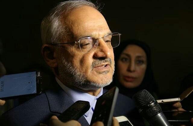 حاشیه‌های حضور وزیر آموزش و پرورش در جشنواره تئاتر فجر