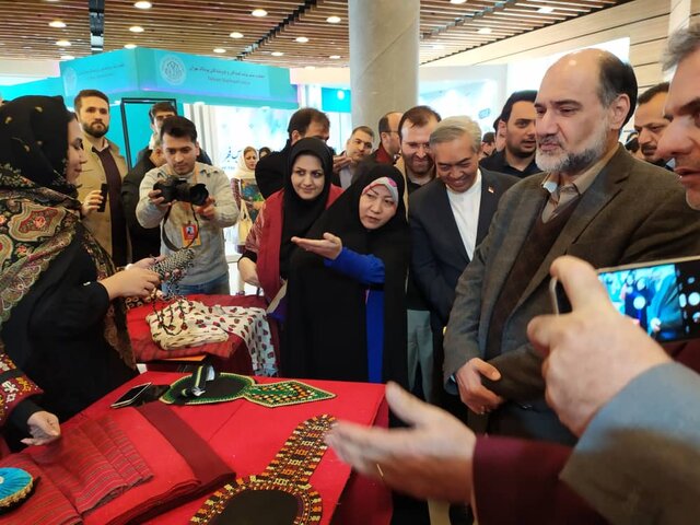آغاز نهمین جشنواره مد و لباس فجر