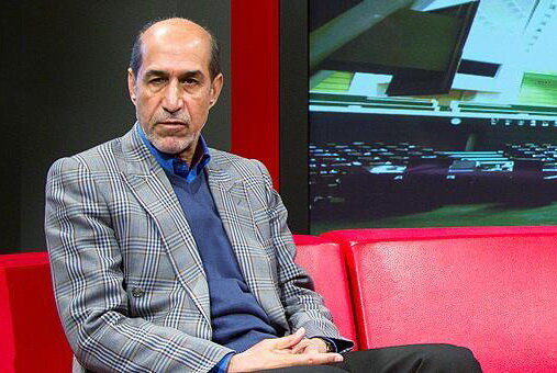 باید با برنامه‌های کارشناسی به شعار جهش تولید جامه عمل پوشاند