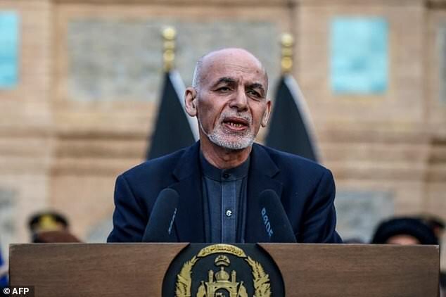 غنی خطاب به افغان‌ها: کمبود اقلام ضروری نداریم، سراسیمه نشوید