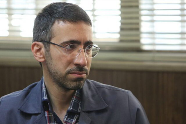 نقره کار: فساد اقتصادی و تمامیت خواهی سیاسی آفت همبستگی ملی است
