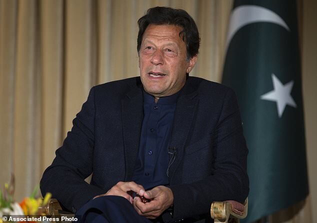 تاکید عمران خان بر لزوم لغو تحریم های ناعادلانه علیه ایران