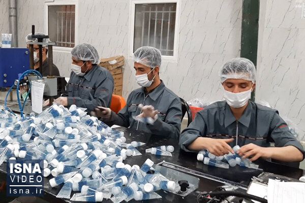 توزیع ۱۰۰۰ بسته اقلام بهداشتی در اولین روز فعالیت سامانه فروش آنلاین اقلام کرونایی در سمنان
