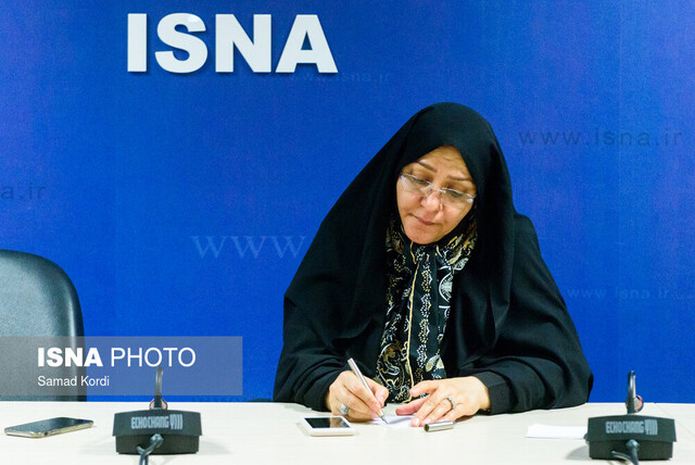 در ماه رمضان انفاق «اقلام بهداشتی» کنیم/ استفاده از ماسک در مترو ظرف روزهای آتی/