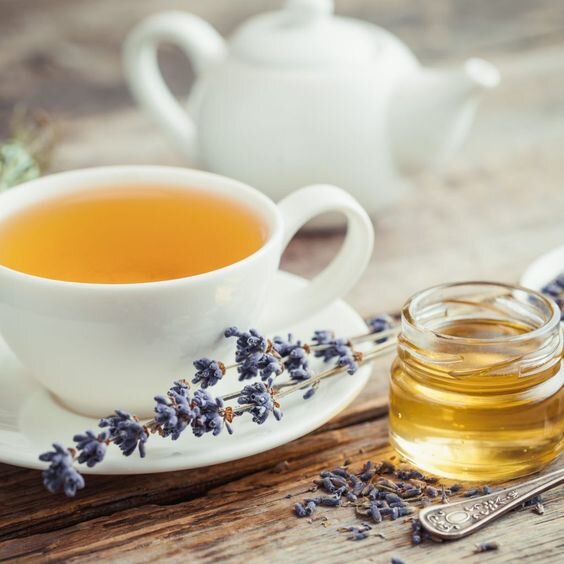 دمنوش گیاهی اسطوخودوس معجزه ای برای کاهش استرس