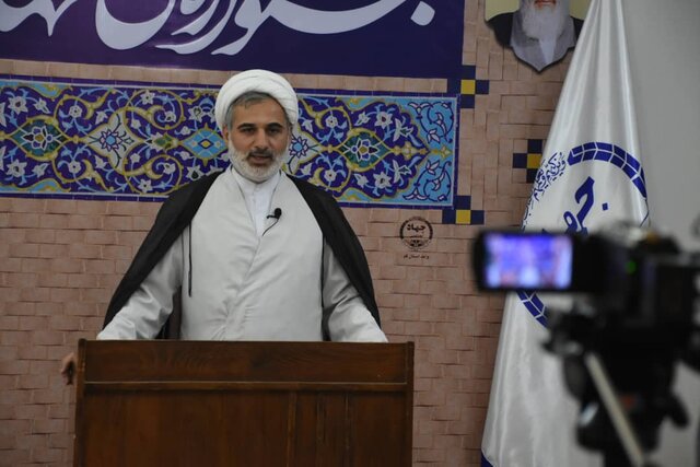 اراده تکوینی خداوند جهان را آماده ظهور می‌کند