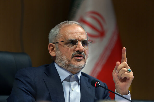 حاجی میزرایی: سخن گفتن از اسنادی مثل ۲۰۳۰ در شرایط فعلی سخنی گزاف است
