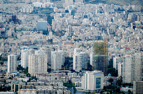 اجاره‌نشین‌ها؛ فیلمی گریه‌دار از دولت حسن روحانی!