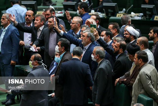 جدول هیات رییسه کمیسیون های مجلس یازدهم در سال اول