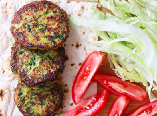 افطاری روز؛ کوکوی سیب زمینی و اسفناج