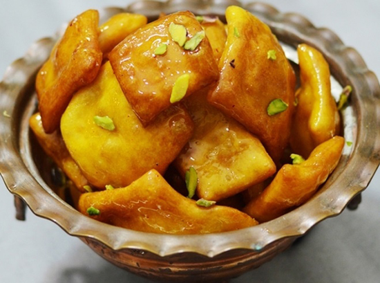 طرز تهیه‌ی شیرینی گوشفیل خانگی برای ماه رمضان