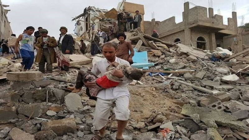 جنایت جدید ائتلاف سعودی در یمن با استفاده از بمب آمریکایی؛ ۱۳ زن و کودک شهید و زخمی شدند