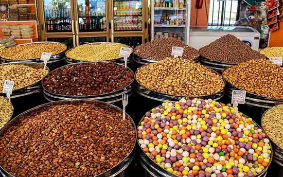 خرید آجیل به‌صرفه از نزدیک‌ترین سوپرمارکت