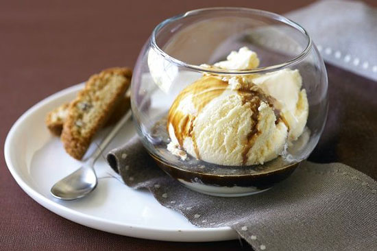 طرز تهیه‌ی آفوگاتو؛ نوشیدنی خاص ایتالیایی