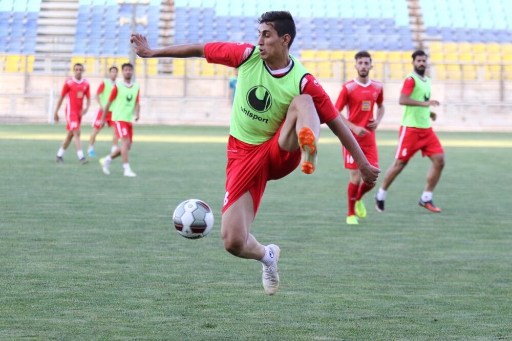 عالمی: جنس استقلال جور است/ نادری بازیکن پرسپولیس نبود