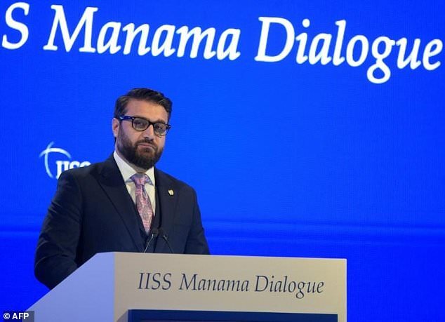 مشاور امنیت ملی افغانستان: صلح خبر با طالبان به مبارزه با داعش کمک می‌کند