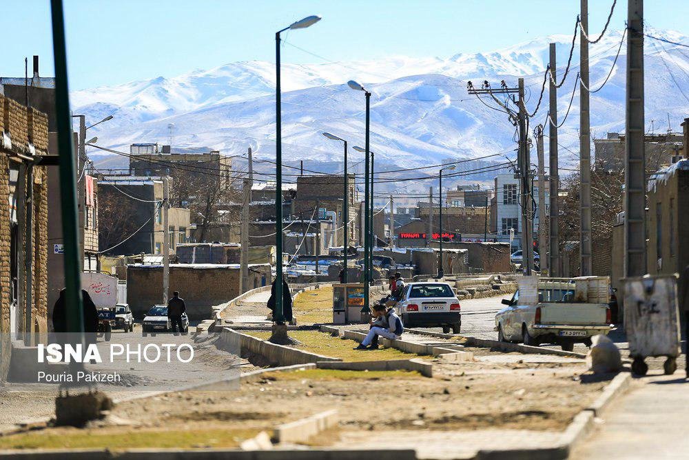 ارایه گزارش وزارت کشور درباره حاشیه نشینی به مقام معظم رهبری در ۵ اسفند