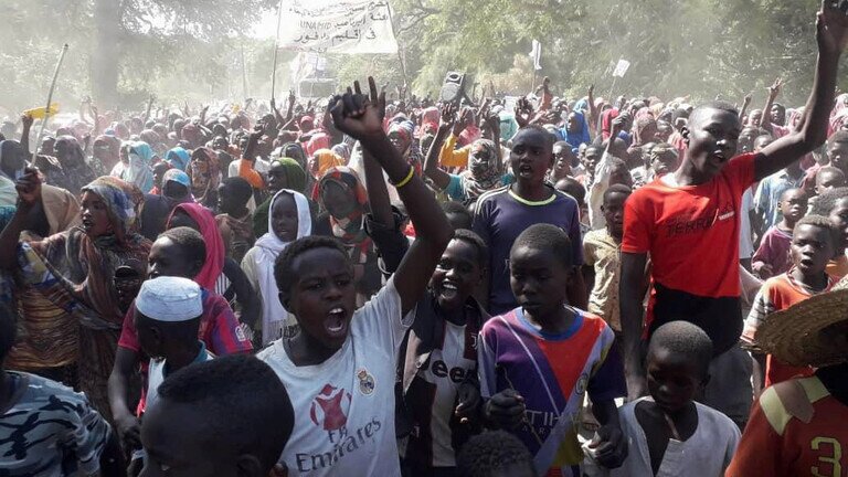 منع آمد و شد در ۳ استان سودان در پی تشدید اعتراضات مردمی