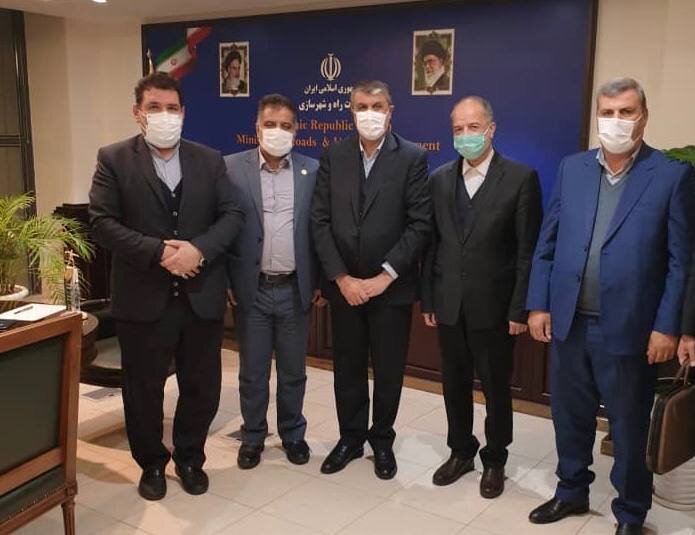وزیر راه و شهرسازی: برای کمپ تیم ملی به دوومیدانی زمین می‌دهیم
