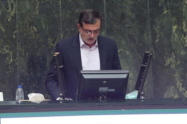 حق وردی: قطعی برق مشکلاتی را برای برگزاری امتحانات دانش آموزان و دانشجویان ایجاد کرده است