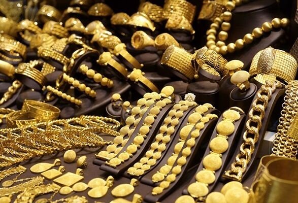 ریزش قیمت طلا و سکه در بازار سوت و کور این روزها
