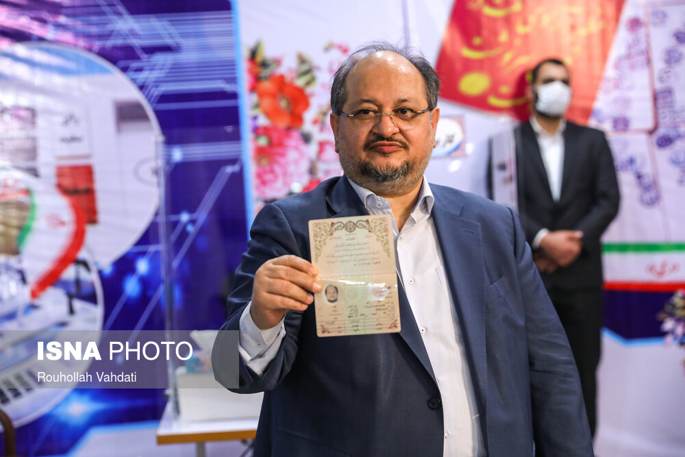 شریعتمداری: «دولت گفت‌وگوی فراگیر» را تشکیل می‌دهم