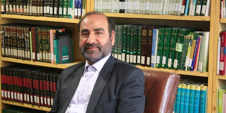 سنگری: اندیشکده ادبیات پایداری نیازهای نظری و سیاستگذاری ادبیات دفاع مقدس را تأمین خواهد کرد