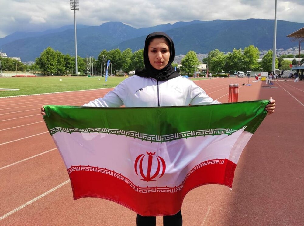 مهلا محروقی به مسابقات دوومیدانی قهرمانی جوانان جهان راه یافت/ اولین سهمیه برای زنان ایران