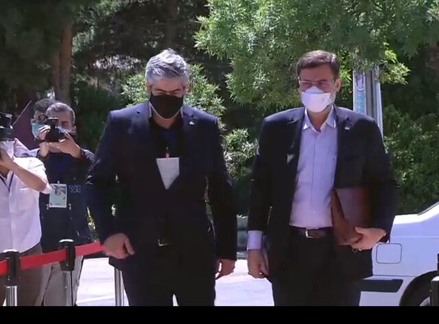 نامزدهای انتخاباتی وارد صلح خبر شدند