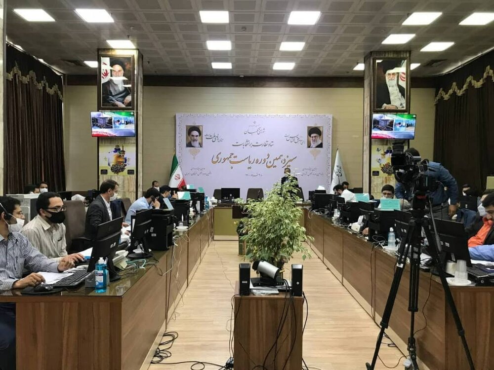 حاشیه‌های خبرنگار صلح خبر از هیات مرکزی نظارت بر انتخابات در شورای نگهبان