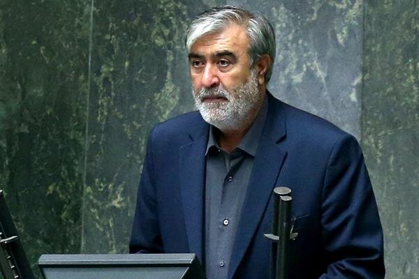 عزیزی: باید از ظرفیت اکو برای حل مشکلات اقتصادی استفاده کرد