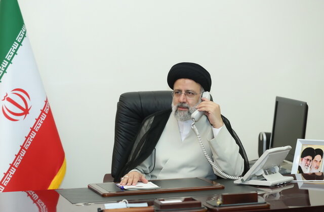 آمریکا در حال افول است و تهدیدهایش تاثیری در اراده ملت‌ها ندارد