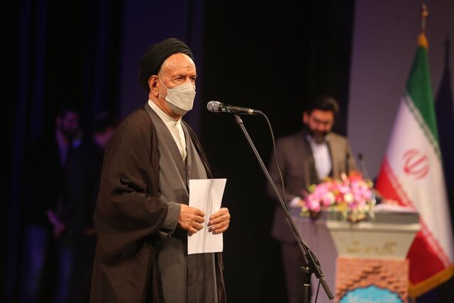 حجت الاسلام دعایی: عهد بسته‌ام با شهریه طلبگی سَر کنم