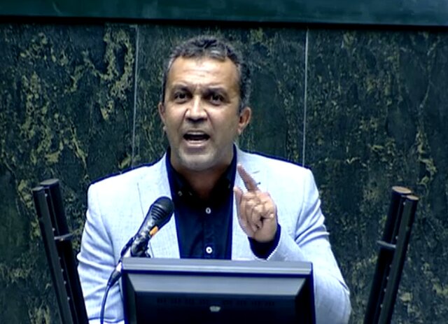 فروردین: جامعه پزشکی و ورزشی از مجلس گله مند هستند