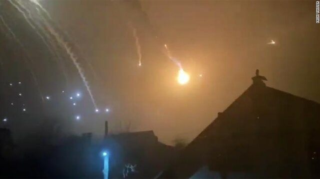 نبرد شدید در خارکیف/ انفجار خط لوله گاز و یک پایانه نفتی در اوکراین