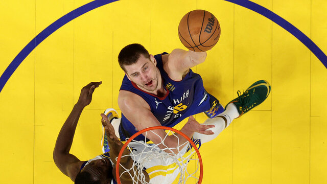 “جوکر” بهترین بازیکن سال NBA