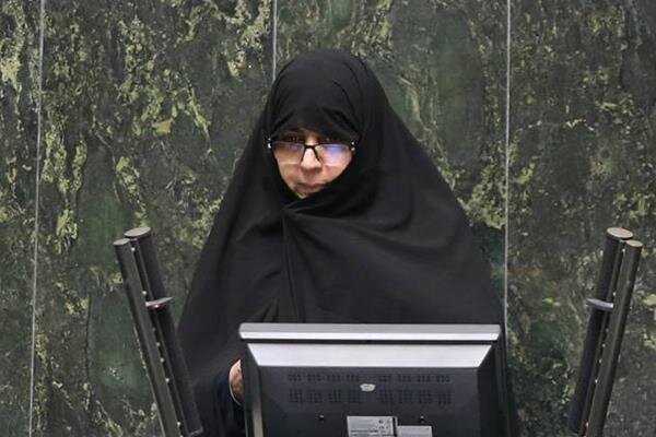 رحمانی: اقدامات دولت در خصوص گرانی باید گرفتاری معیشتی مردم را کاهش دهد