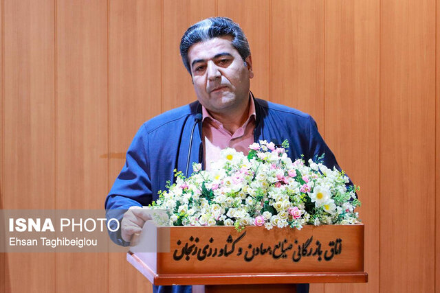 پیگیر مطالبات بحق بازنشستگان هستیم