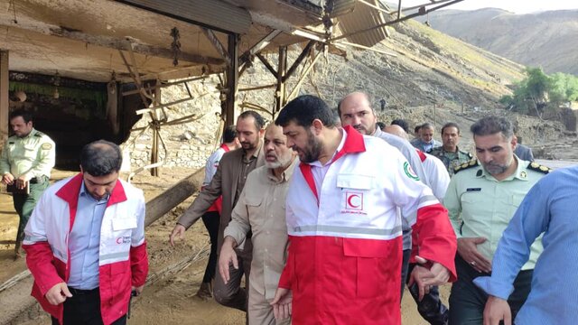 ۸ مصدوم و ۲ فوتی در سیلاب تهران تاکنون/انسداد ۹ جاده/جلسه اضطراری مدیریت بحران