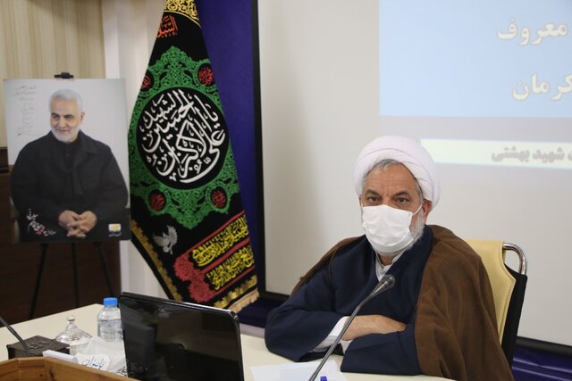 برخی به دنبال ضربه زدن به اصل بنای مطالبه گری و معروف هستند